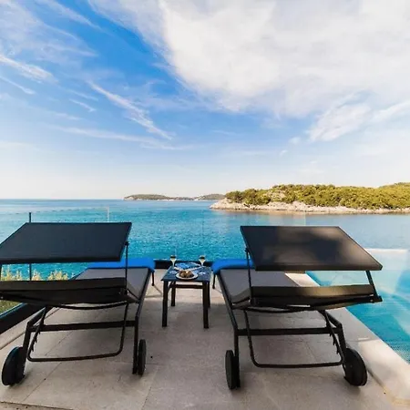 Stikovica Sleeps 14 Pool Air Con Wifi 빌라 자톤